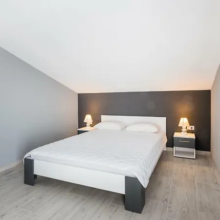 Apartman 5m Apartament